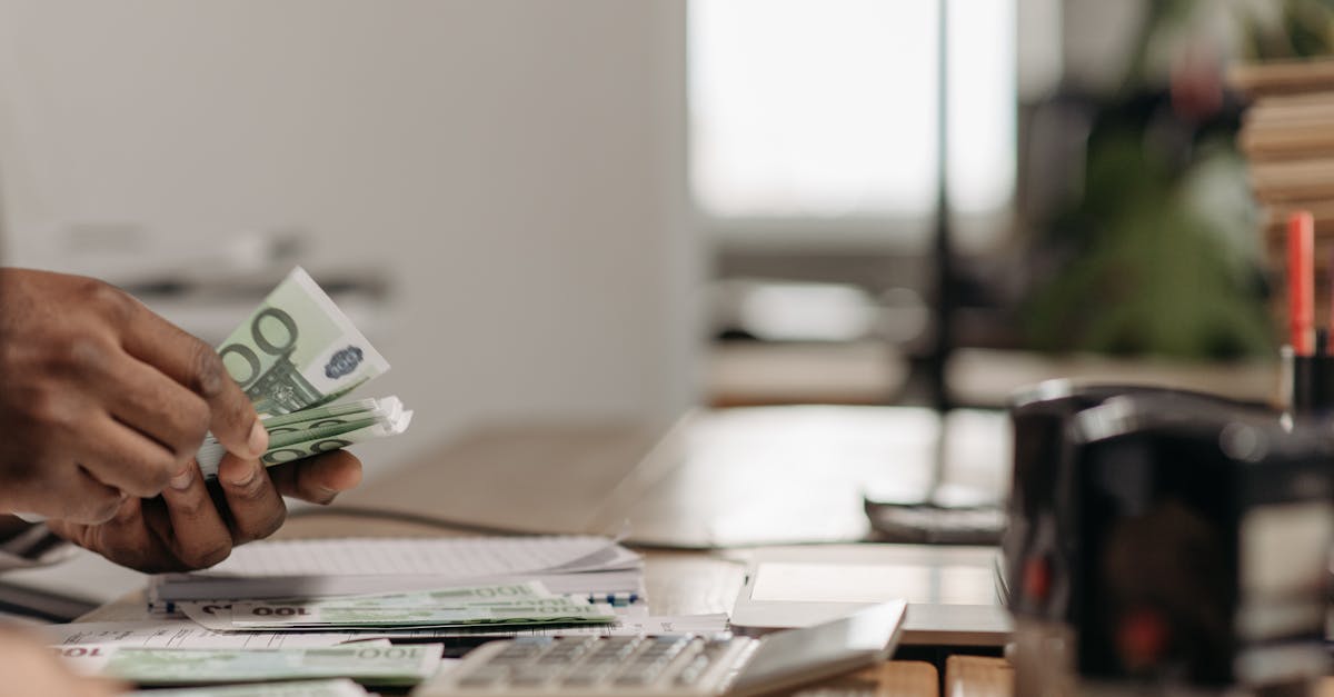 découvrez nos services de comptabilité professionnels pour vous aider à gérer vos finances avec précision et efficacité. que vous soyez une petite entreprise ou un particulier, notre équipe d'experts est là pour vous offrir des solutions personnalisées adaptées à vos besoins fiscaux et comptables.